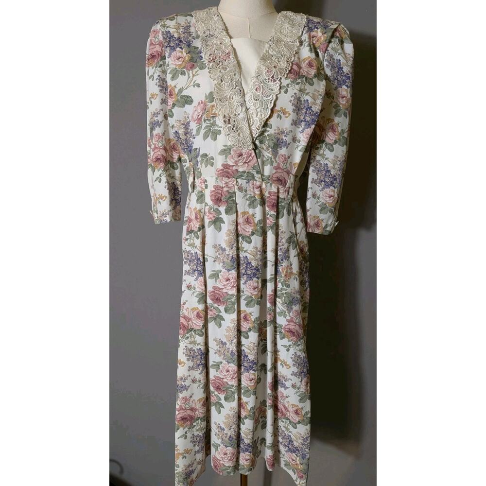 Vintage Floral Prairie Dress Small(Apprx) Cottagecore Lace Collar Knee Length